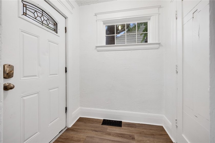 Welcome to this charming 3-bedroom, 1-bath home in Rochester's - photo 4