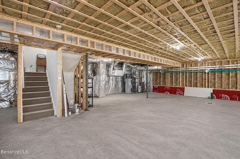 Experience refined Berkshire living at Devon Meadows, one of the - photo 41