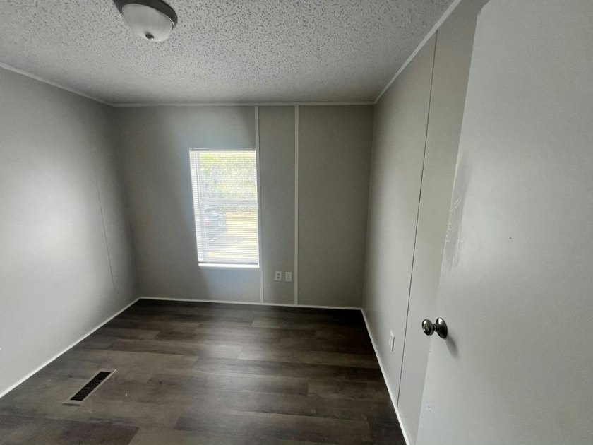 Right now, you could own a 2005 model 3 bed/2 bath, 1056 sq. ft - photo 12