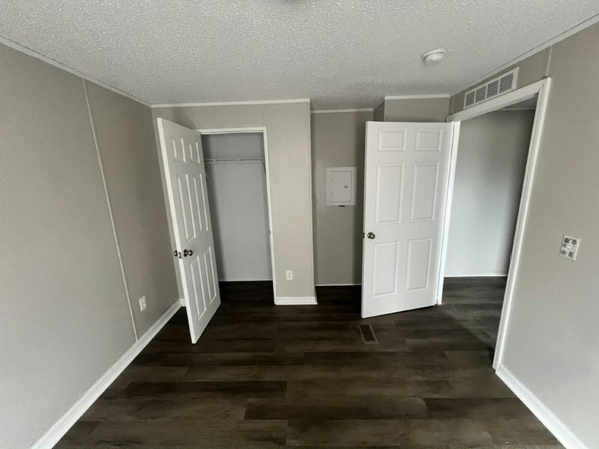 Right now, you could own a 2005 model 3 bed/2 bath, 1056 sq. ft - photo 19