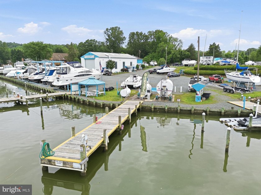 A rare opportunity to acquire one of Northern Virginia's premier - photo 21