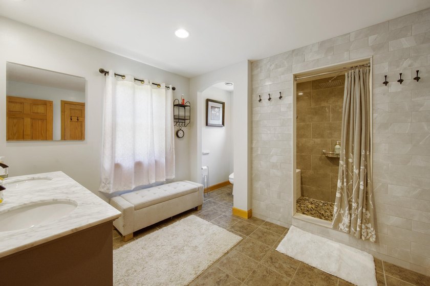 Welcome to 1 Dakin Lane, where modern comfort meets Maine living - photo 39