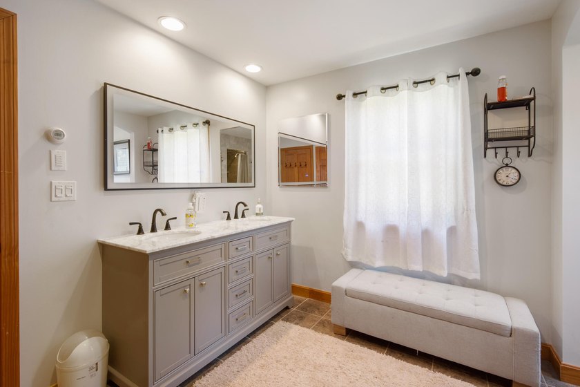 Welcome to 1 Dakin Lane, where modern comfort meets Maine living - photo 40