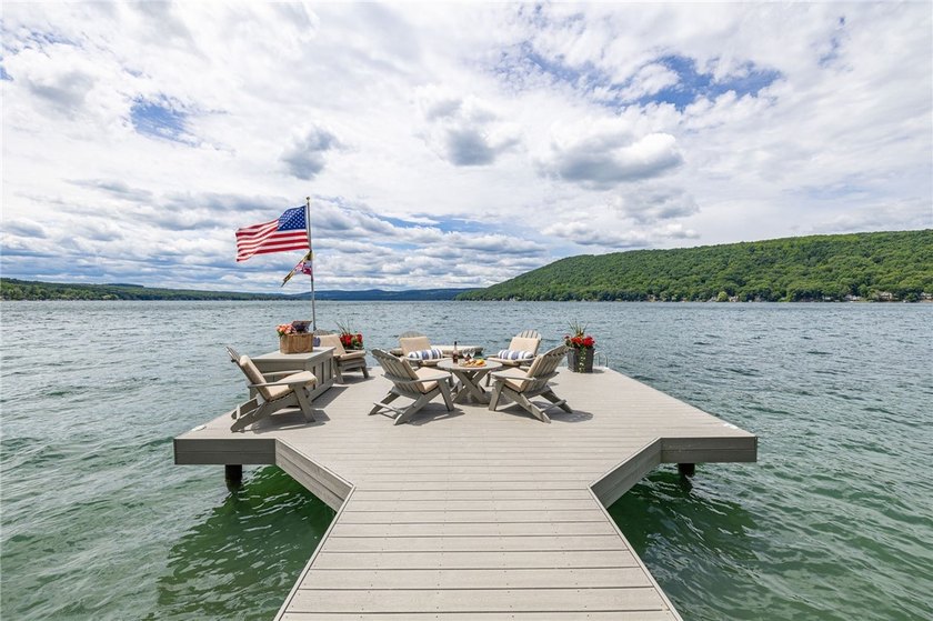 Welcome to one of the most extraordinary legacy estates ever - photo 5