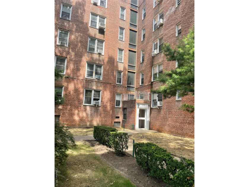 Very rare opportunity to own a 2 bedroom coop in the well sought - photo 16