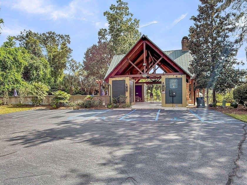 Live the Lowcountry lifestyle in this like-new 2024 townhome in - photo 42