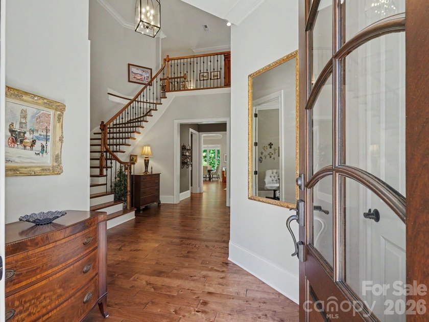 A first offering of this custom-built Simonini home in The - photo 4