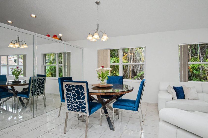 Beautiful updated corner unit 2 br 2 bath.+55 community - photo 11