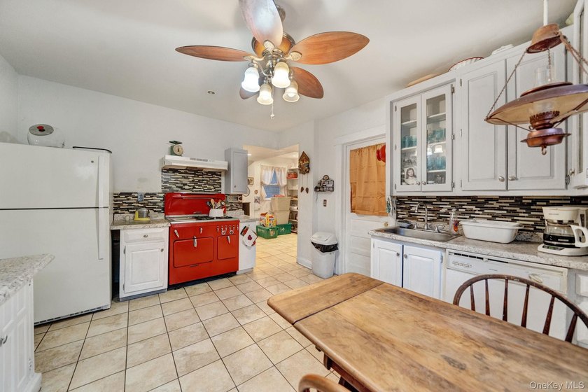 Enter into timeless charm with this beautiful 2,800 sq ft - photo 13