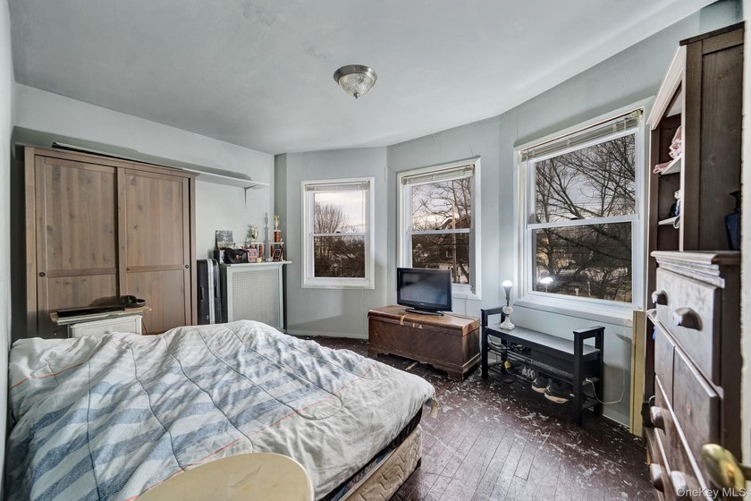 Enter into timeless charm with this beautiful 2,800 sq ft - photo 24