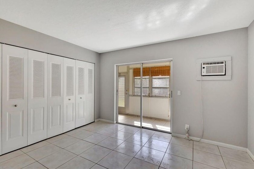 Beautifully remodeled ground floor unit in a gated 55 + - photo 15