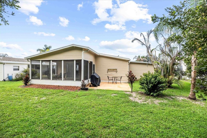 Welcome to your Florida retirement dream! Nestled on a quiet - photo 29