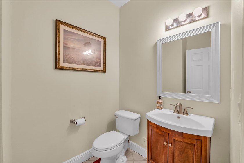 Immaculate 4-bedroom plus loft, 2.5-bath home situated on an - photo 13
