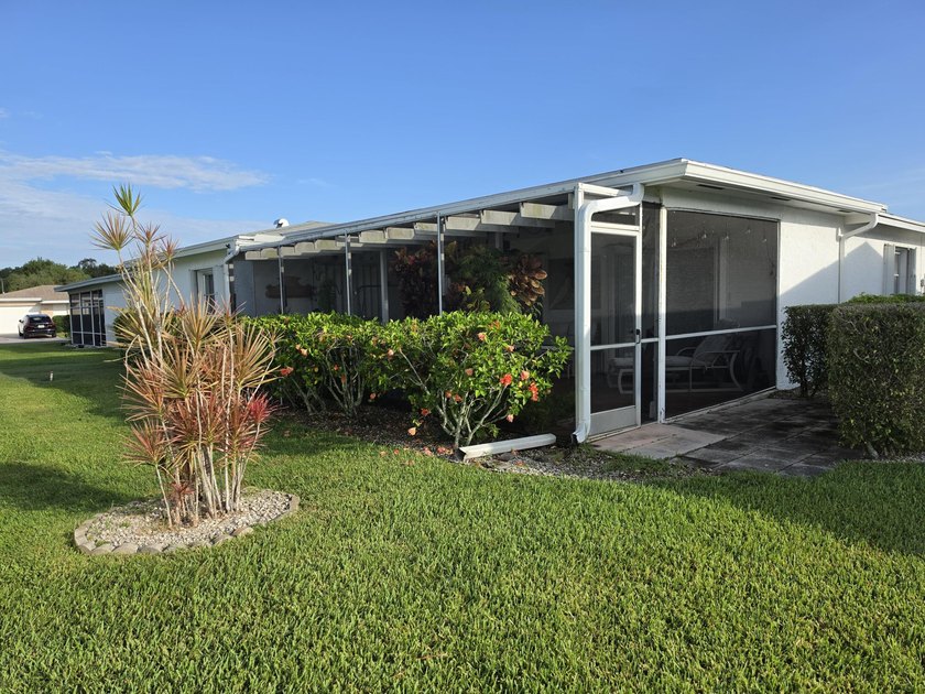 Welcome to Cypress Lakes, one of West Palm Beach's best-kept - photo 26