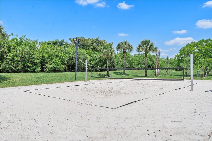 Immaculate 4-bedroom plus loft, 2.5-bath home situated on an - photo 46