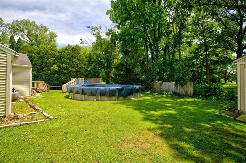 Welcome home to 10 Mascot Drive, a beautifully updated 1 - photo 26