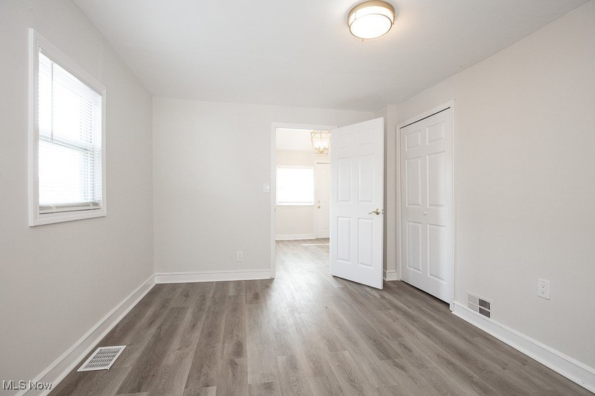 Welcome to 4915 Tillman Ave in Cleveland's Detroit-Shoreway! - photo 26