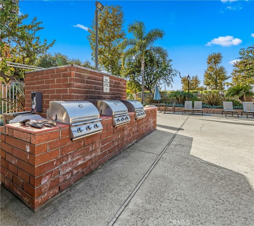 Excellent Opportunity ! This one-bedroom condo is priced - photo 33