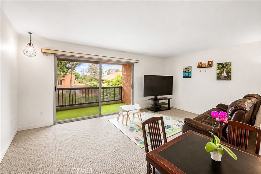 Excellent Opportunity ! This one-bedroom condo is priced - photo 36