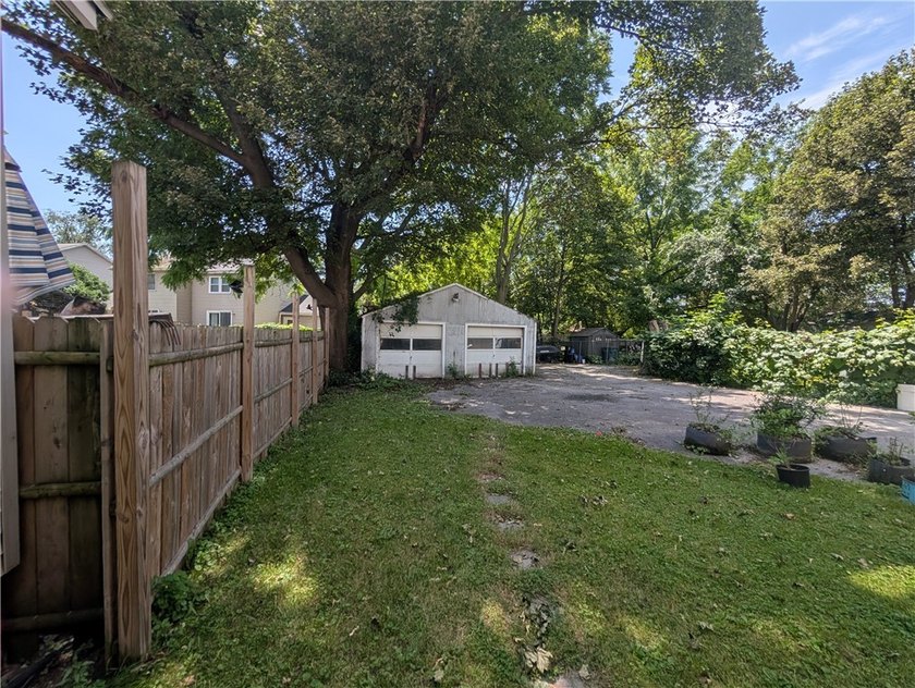 Another Rockin' Rochester Property! METAL ROOF. 2020 water - photo 9