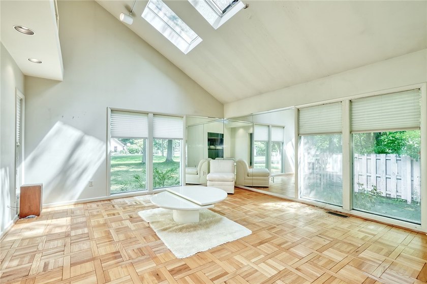 THE WOODS AT MILLCREEK! HIGHLY DESIRABLE AREA CLOSE TO WEBSTER - photo 8