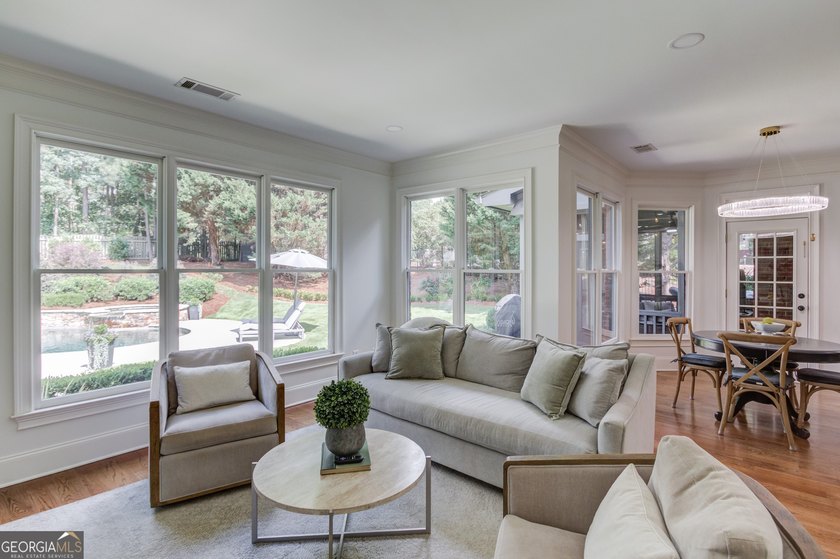 Discover rare luxury in the heart of the highly sought-after - photo 20
