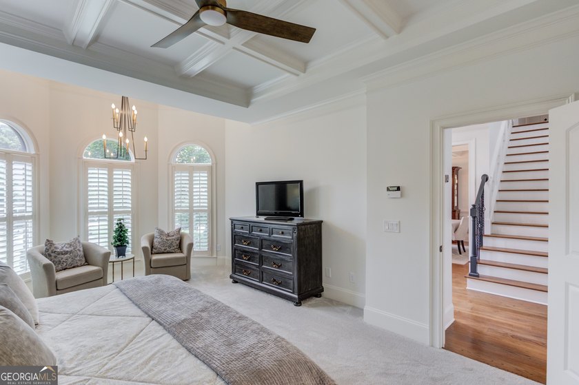 Discover rare luxury in the heart of the highly sought-after - photo 23