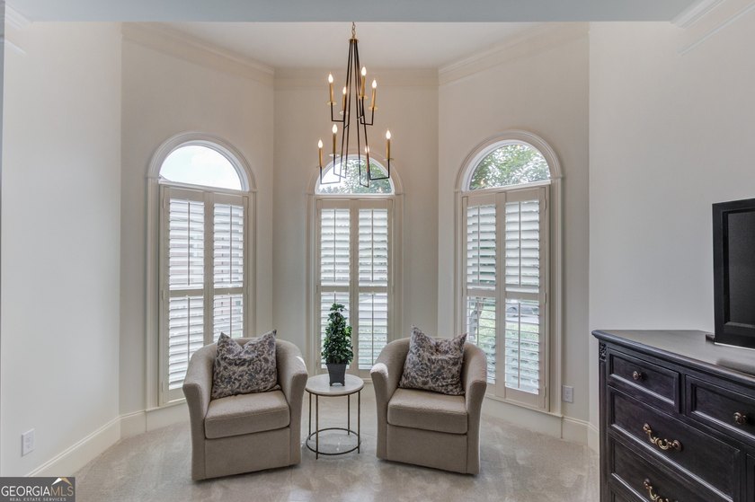 Discover rare luxury in the heart of the highly sought-after - photo 24