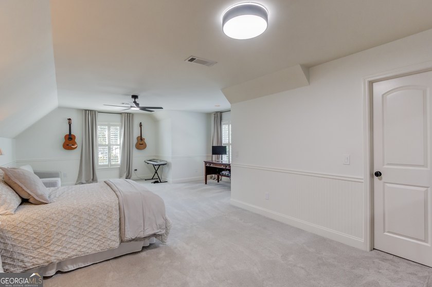 Discover rare luxury in the heart of the highly sought-after - photo 39