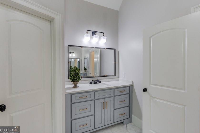 Discover rare luxury in the heart of the highly sought-after - photo 44