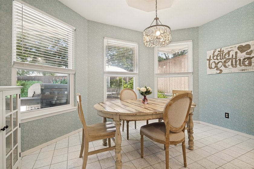 Motivated seller! With 5 oversized bedrooms, pool, top-tier - photo 11
