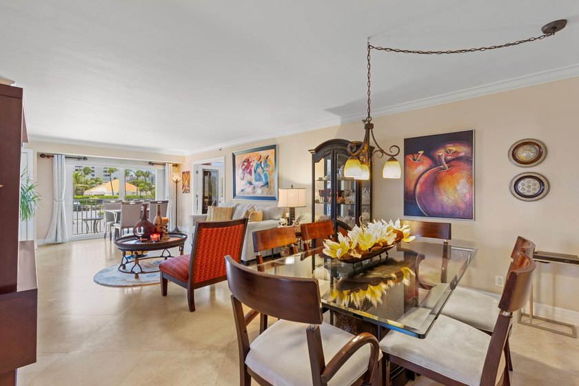 ABSOLUTELY GORGEOUS OCEAN &amp; BEACHFRONT CONDO | PRESTIGIOUS - photo 14
