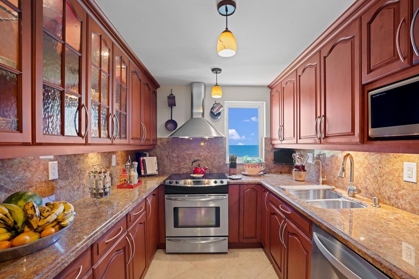 ABSOLUTELY GORGEOUS OCEAN &amp; BEACHFRONT CONDO | PRESTIGIOUS - photo 16