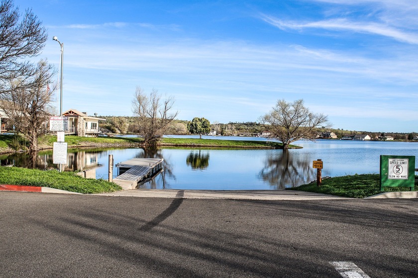 Discover an exceptional opportunity with this .25-acre flat - photo 5