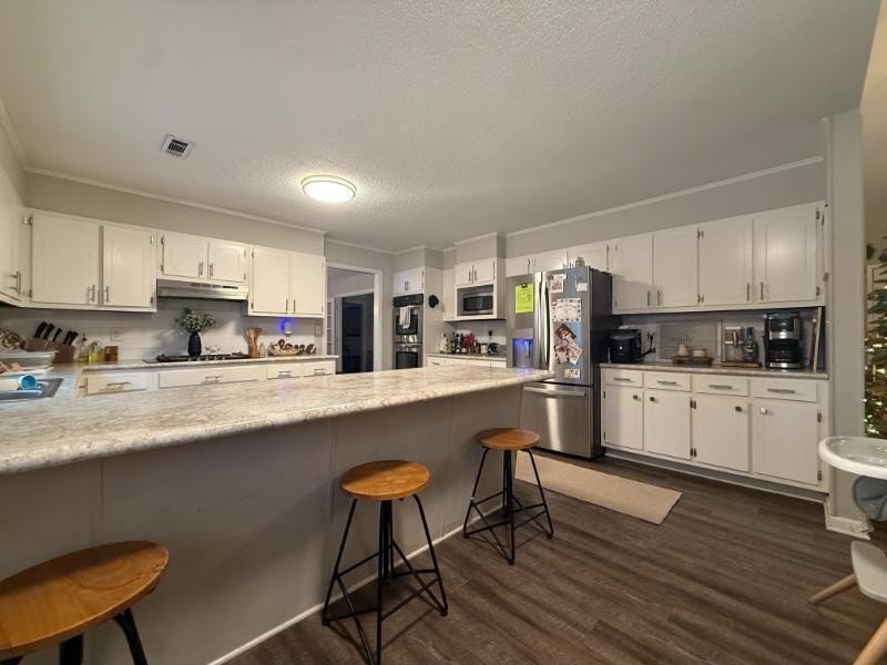 This home has everything you need! Don't miss this stunning - photo 7