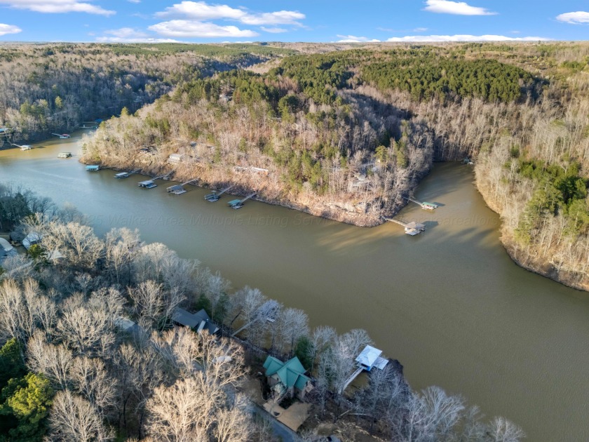 Smith Lake/Rock Creek: Lovely lake home sits among the trees - photo 40