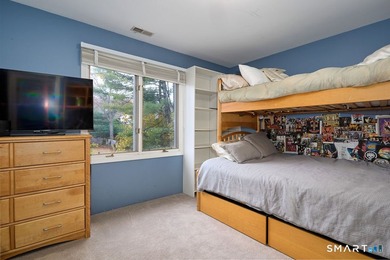 This sensational open-concept home is designed for both comfort - photo 16