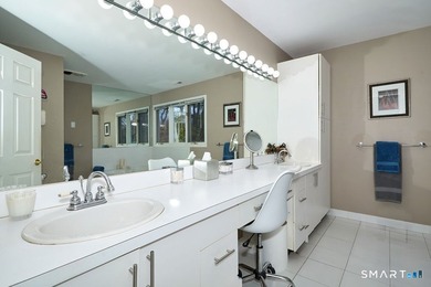 This sensational open-concept home is designed for both comfort - photo 21
