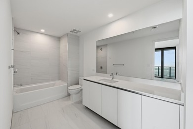 New never lived-in furnished residence with direct eastern ocean - photo 30