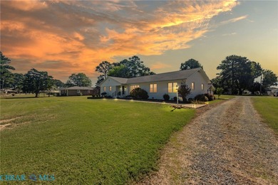 Rappahannock River Home For Sale in Deltaville Virginia
