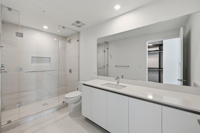 New never lived-in furnished residence with direct eastern ocean - photo 31
