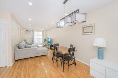 Bay Ridge-Beautiful one bedroom condominium positioned in the - photo 3