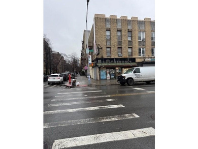 Investment Opportunity: Prime Comer Mixed-Use Property 1901 - photo 7