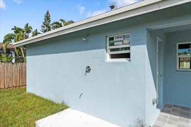 1238 SW Milan Ln - photo 5