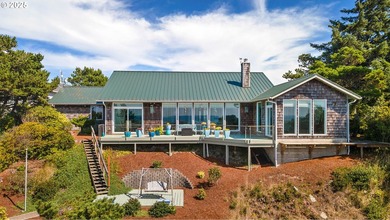 A one-of-a-kind residence situated at the highest point in - photo 3