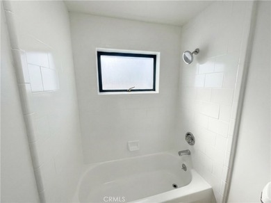 Modern loft-style condo in the heart of San Francisco's SoMa! - photo 17