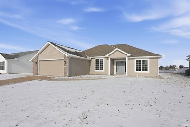 (private lake, pond, creek) Home For Sale in Huntertown Indiana