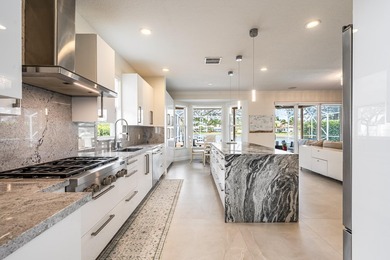 (private lake, pond, coastal) Home For Sale in Pembroke Pines Florida