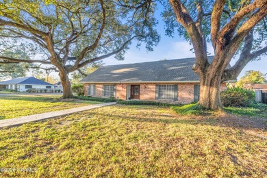 Vermilion River - Lafayette Parrish Home For Sale in Lafayette Louisiana