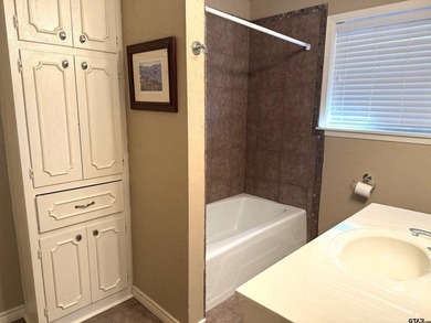 Escape to this charming 1 bedroom, 2- bath cabin perfectly - photo 10